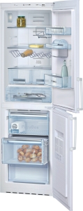Bosch KGN39A00GB Freestanding White fridge freezer